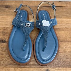 Michael Kors Mandy Thong Sandals Women’s Size 8 NIB Union Wash Denim